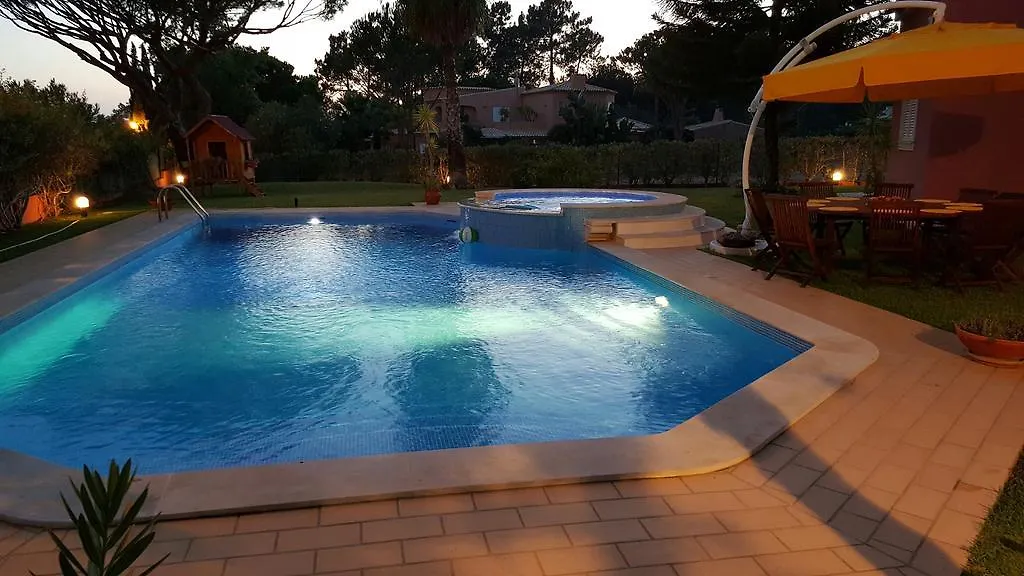 Vila Luz Vilamoura 0*,