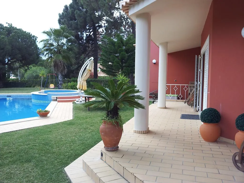 Vila Luz Vilamoura 0*,